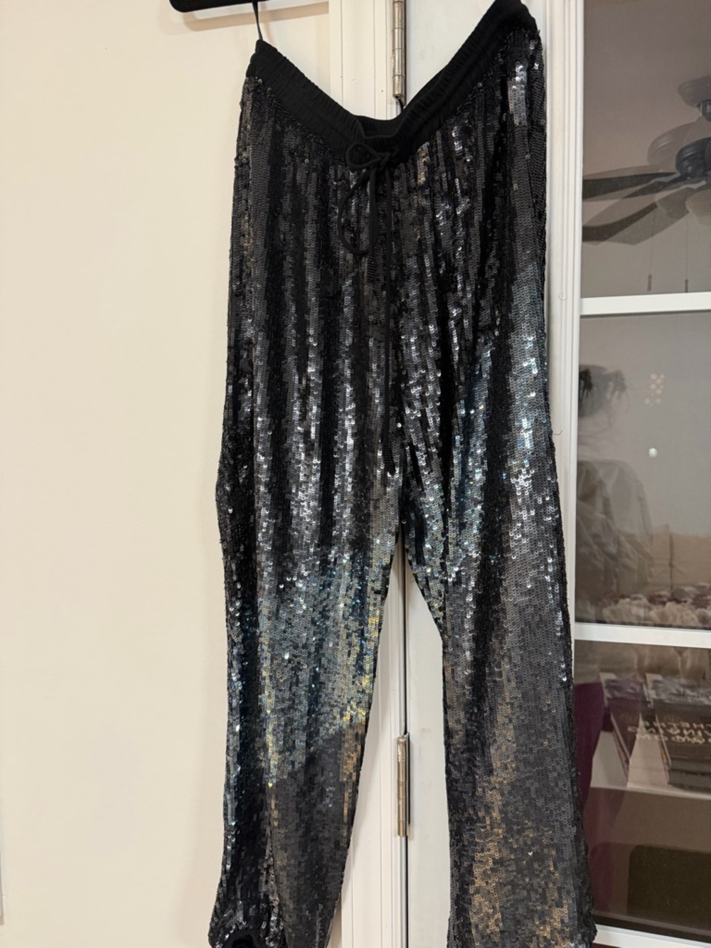 Retrofete Black Sequined Ankle Cropped Pants